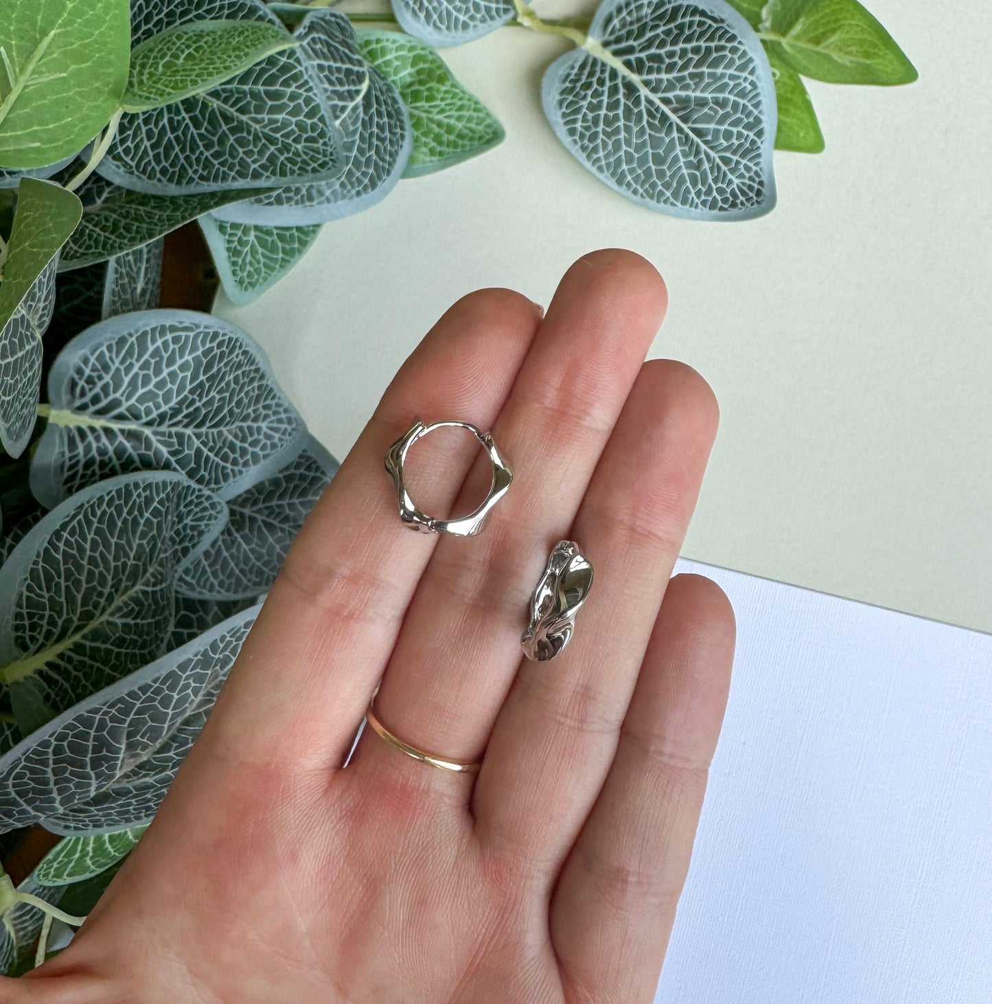 Silver Wavy Everyday Huggies