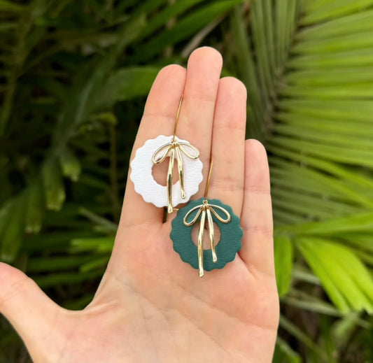 Christmas Wreaths - White & Green